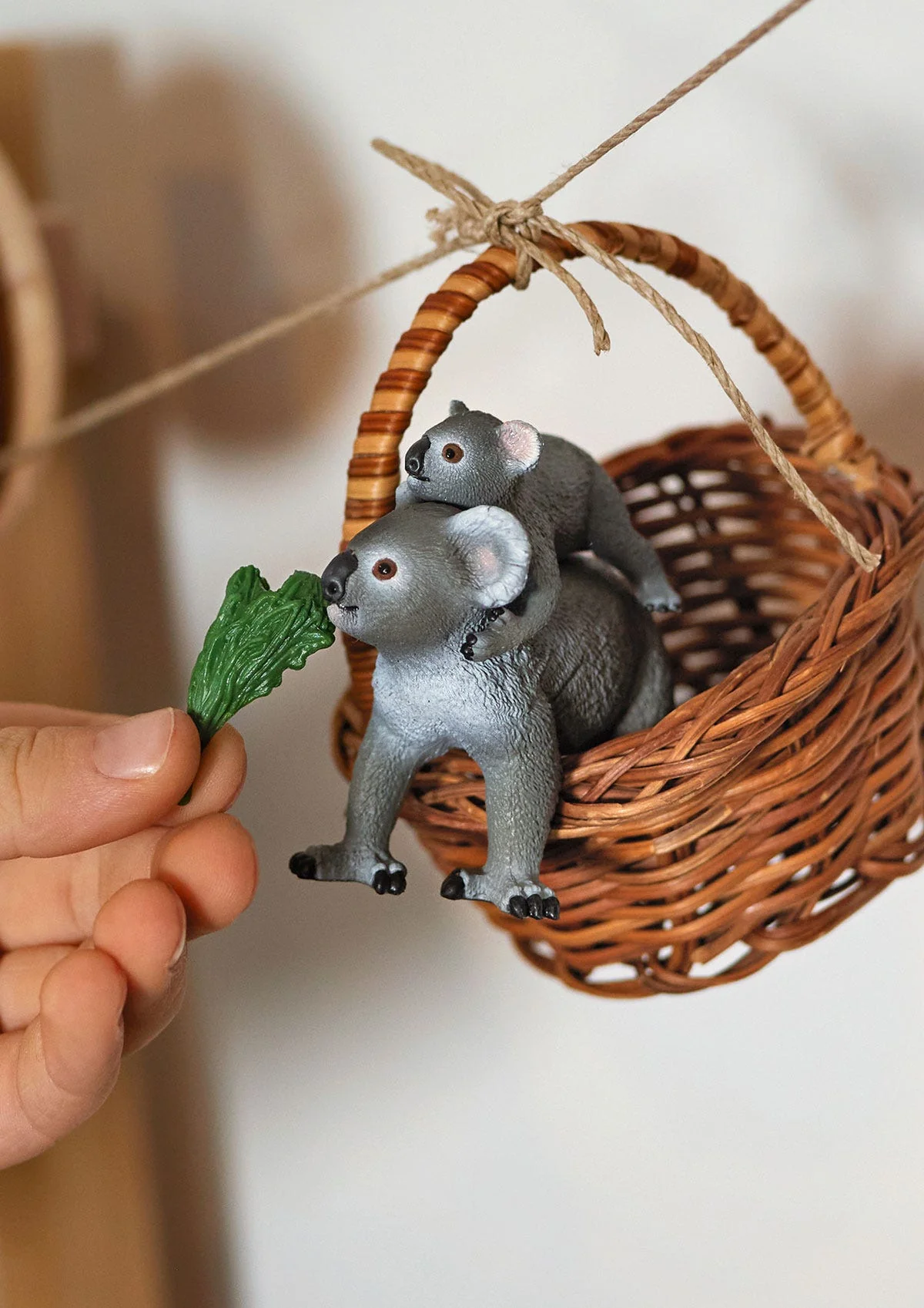 Koala Mutter mit Baby - Image 3